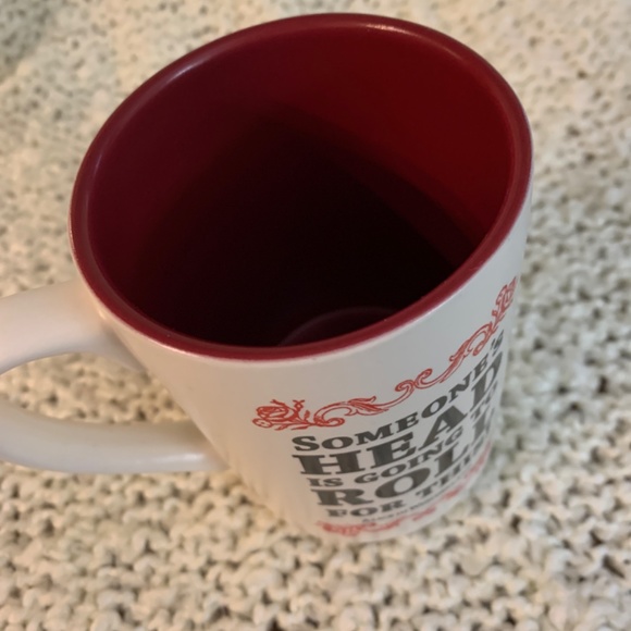 Disney Alice in Wonderland mug. - Picture 3 of 4